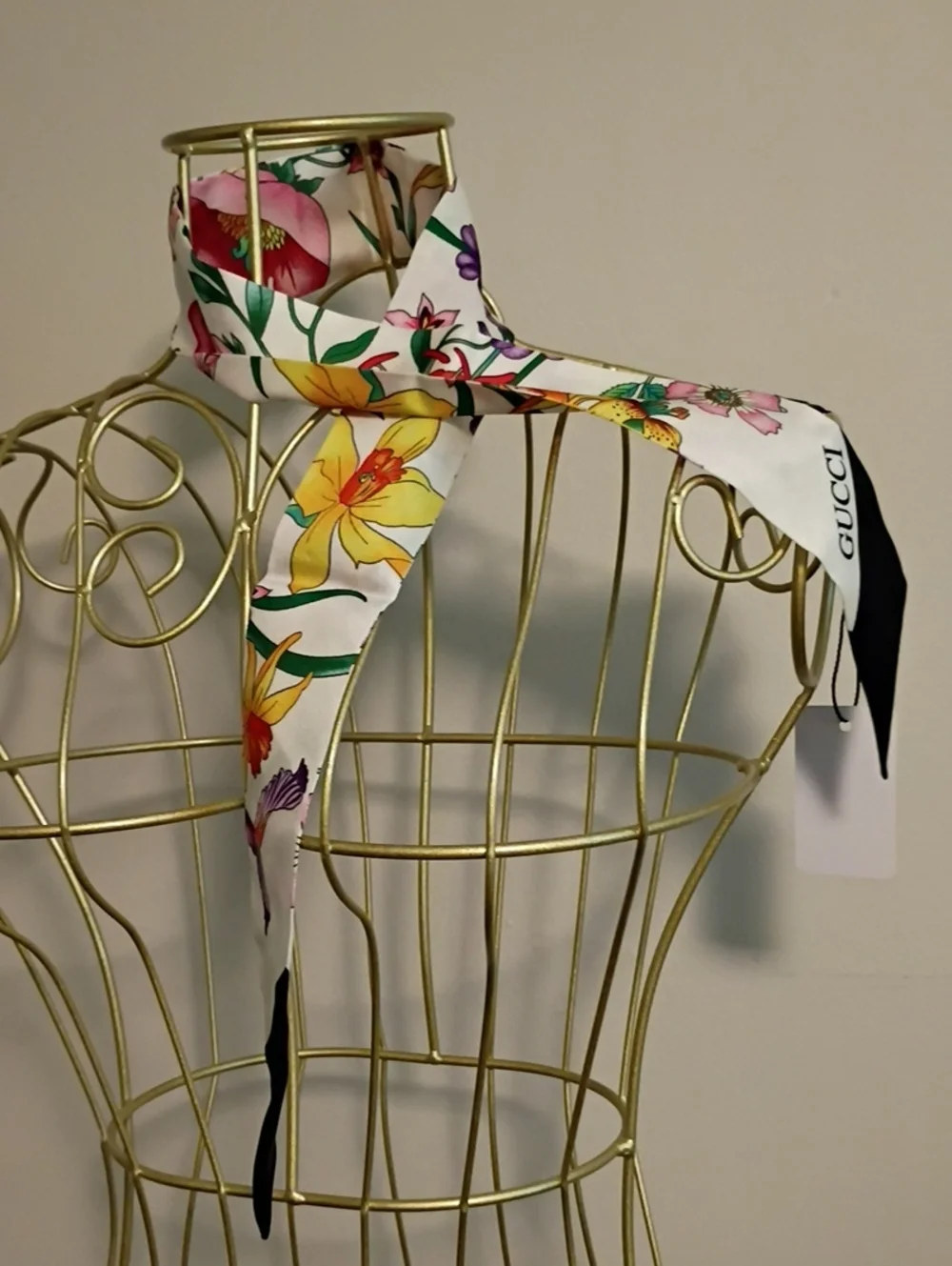 Gucci White Silk Floral Skinny Scarf with Black Tips